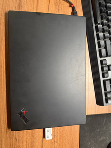 Lenovo x1 carbon gen 8 i5 4g 16gb ram 512gb ssd touchscreen (1 foto / 4)
