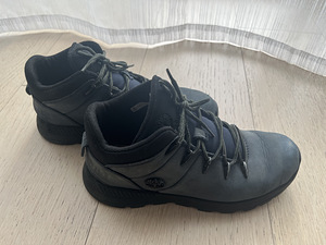 Продаются ботинки Timberland для мальчиков, размер 36. (2 фото из 4)