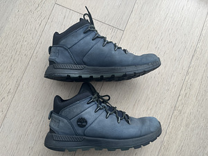 Продаются ботинки Timberland для мальчиков, размер 36. (4 фото из 4)