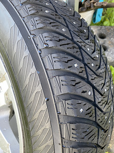 Yokohama iceGuard ig65 (1 фото из 10)