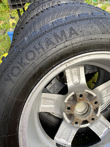 Yokohama iceGuard ig65 (4 фото из 10)