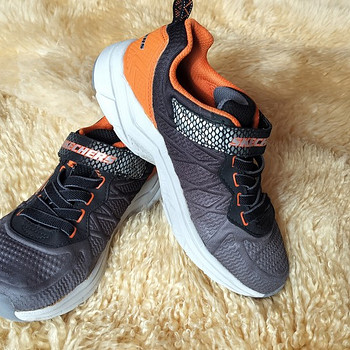 SKECHERS tossud 33
