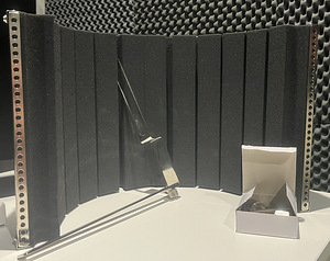The t.bone Micscreen LE (1 foto / 3)