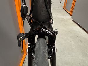 Felt F1 Team suurus 58 + power2max Type S + lisad (4 foto / 10)