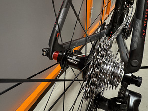 Felt F1 Team suurus 58 + power2max Type S + lisad (6 foto / 10)