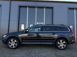 Volvo xc70 дизель 2.0 механика 133кВт (2 фото из 15)