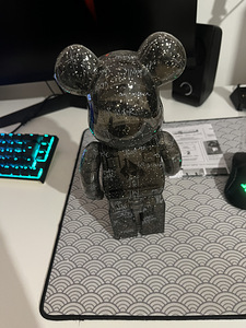 Bearbrick (Medicom Toy) UNKLE 2022 — kollektsioon, 400% (~28 (1 foto / 9)