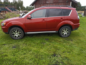 Mitsubishi Outlander 2.3l 130kw (2 foto / 12)