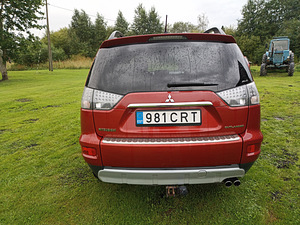 Mitsubishi Outlander 2.3l 130kw (3 foto / 12)