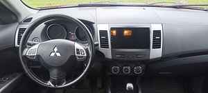 Mitsubishi Outlander 2.3l 130kw (6 foto / 12)