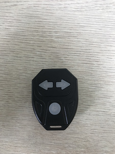 Vintsi pult, laetav micro-usb-ga (1 foto / 3)