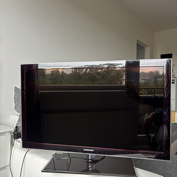 Samsung UE32D6000, 32”, Full HD, HDMI, USB