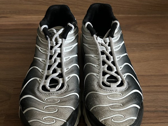 Nike tn air черно-белые