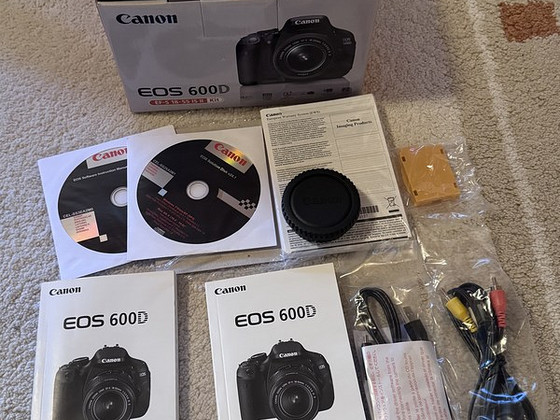 Canon 600d karp + tarvikud