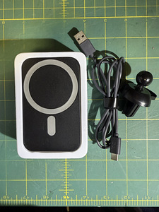 Car Magnetic Wirless Charger (2 foto / 3)
