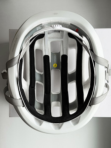 Велошлем POC Ventral Air MIPS L 56-61 (7 фото из 7)