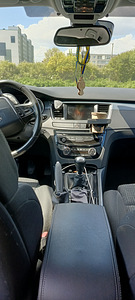 Auto (3 foto / 4)