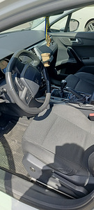 Auto (4 foto / 4)