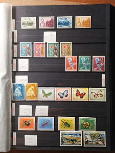 Продам коллекцию марок Ned. Nieuw Guinea 1950-1963 (2 фото из 4)