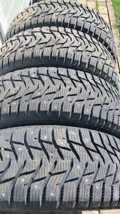 Шипованные шины Salun Ice Blazer WST3 195/65 R15 (3 фото из 4)