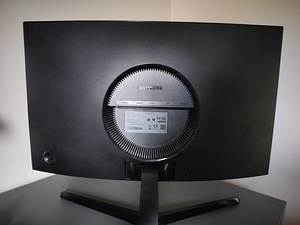 Samsung 24" kumer mängurimonitor, 144Hz, Full HD (2 foto / 2)
