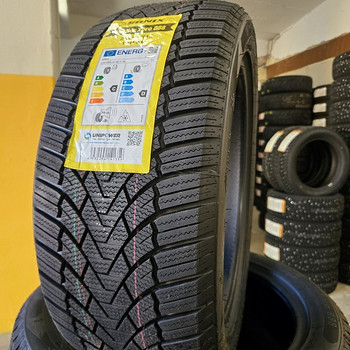 225 45 R 17 Zmax Winterhawke I ( UUED )