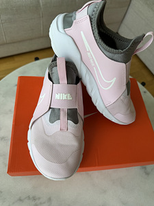 Кроссовки Nike, 37,5 (2 фото из 3)