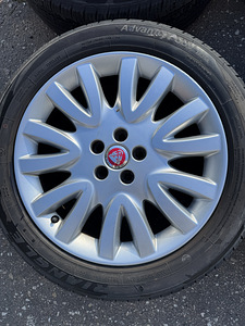 18" оригинальные диски Jaguar 5x108 + зимние шины 235/50/18 (3 фото из 10)
