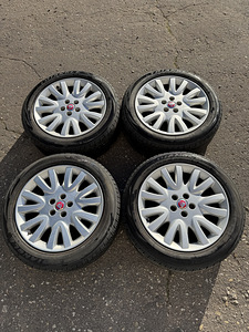 18" оригинальные диски Jaguar 5x108 + зимние шины 235/50/18 (5 фото из 10)