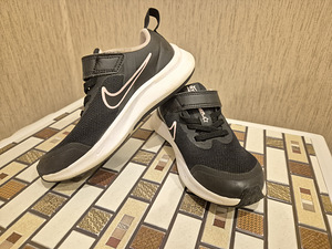 Nike jooksujalatsid Runner (1 foto / 2)