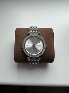 Michael Kors naiste käekell (1 foto / 4)