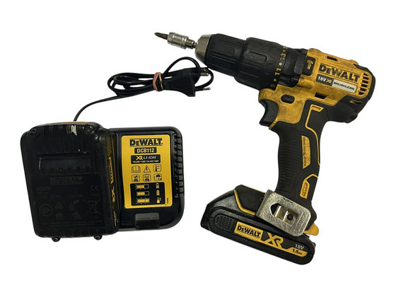 Ударная Акудрель DeWalt DCD778 + Акку 1.5 Ah 2Tk + Зарядка
