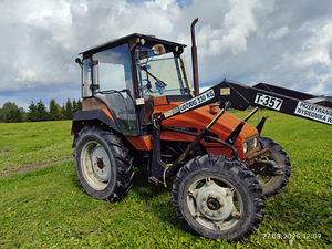 Трактор VTZ 2032A + ковш (2 фото из 8)