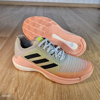 Женские беговые кроссовки Adidas