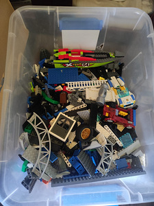 Lego (коробка) (1 фото из 1)