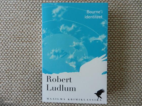 Robert Ludlum "Bourne`i identiteet"