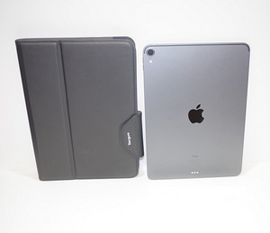Apple iPad Pro 11-inch Wi-Fi 64GB A1980 (3 foto / 4)