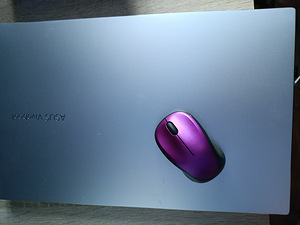 Müün Asus Vivobook sülearvuti (4 foto / 6)