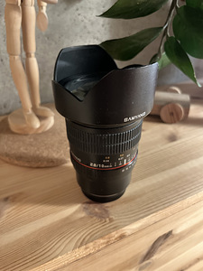 Объектив Samyang 10 мм F2.8 для Fujifilm X (3 фото из 3)