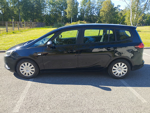 OPEL Zafira Tourer (7 фото из 13)