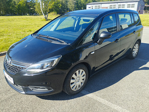 OPEL Zafira Tourer (2 фото из 13)