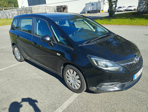 OPEL Zafira Tourer (12 фото из 13)