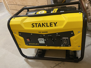 Генератор Stanley SG 2400, использован 10 часов и как новый (4 фото из 5)