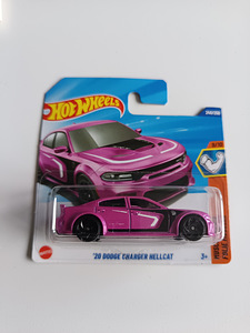 Hot wheels Dodge charger ser error (1 фото из 3)