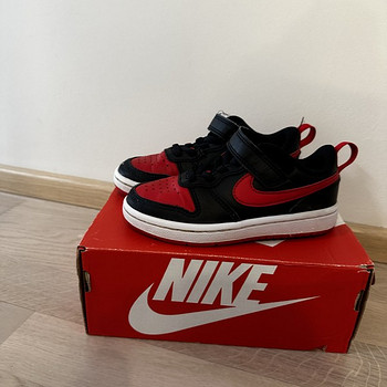 Кроссовки Nike