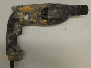 Перфоратор DeWalt D25133 (3 фото из 5)