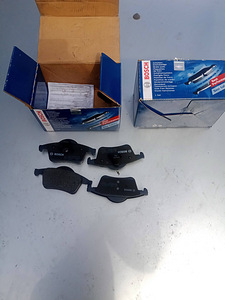 Tagumised piduriklotsid volvo s60 s70 s80 v70 xc70 (1 foto / 2)
