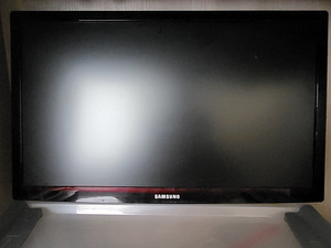 Samsung LED TV UE22ES5000 (1 фото из 5)
