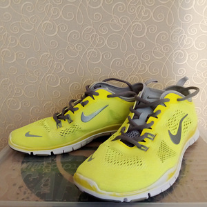 Кроссовки Nike женские 41р. (2 фото из 4)
