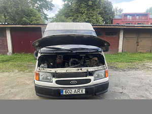 Ford Transit 2000 (2 фото из 6)